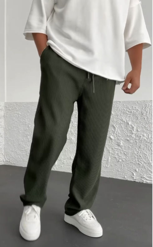 Pantaloni a tubo a coste