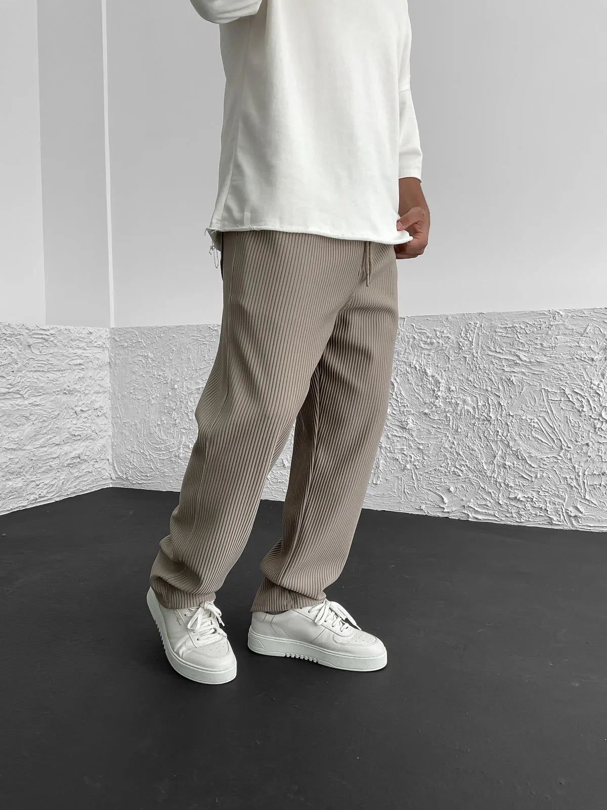 Pantaloni a tubo a coste