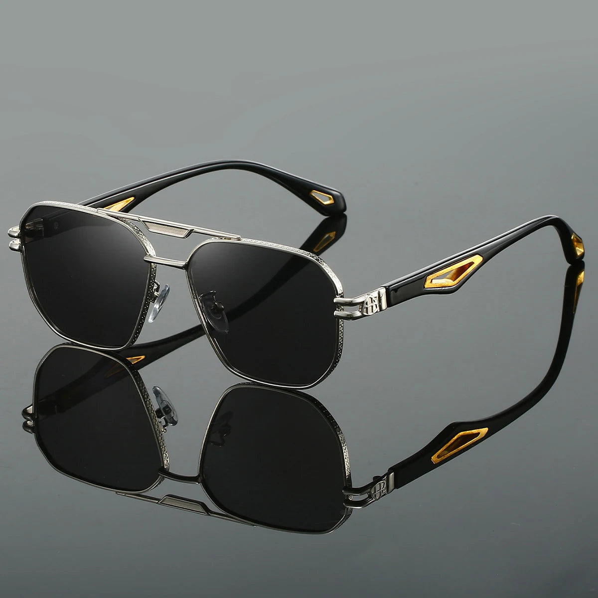 COMMANDER 6370 – Vision Deluxe